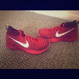 Nike free trainer force flyknit